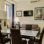 Appartamento In Pieno Centro Roma - Lily\'S House