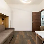 Lb Apartment