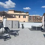 Volupta\'S House - Trastevere Station