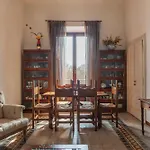 Piazza Vittorio Emanuele II Classic Apartment