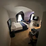 Rome Luxury Blue Suites- Love