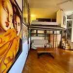 Our Arty Flat In Monti