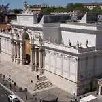 Glam Luxury Rome