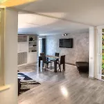 Black And White Suite