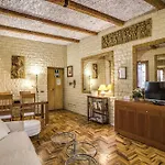 Fontana Di Trevi Charming Apartment