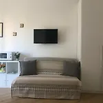 Lovely Little Apartment In Via Aurelia