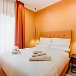 Lisa Suite