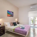 Garden Rome Suite Tuscolana - 200 Meters From The Metro Station