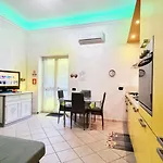 Ylyejon Appartamento Esclusivo Al Pianoterra Con Parcheggio E Terrazza