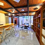 L\'Atelier ~ Mostra Sospesa