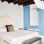 Casa Pietra