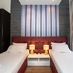 Dejavu Room