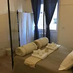 Le Fate Suites
