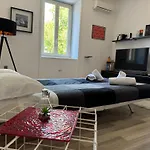 Dora Apartment