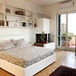 Lovely Panoramic Studio