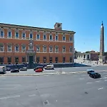 Irex Shining Apartment Near Colosseo