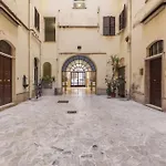 Hostly-Urban Oasis Turati-Few Steps From Colosseum