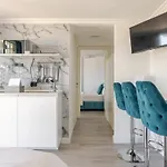 Mezzo Experience Holiday Home Eur