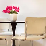 Cozy & Chic Apartment - Piazza Bologna