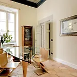 Trevi Luxury