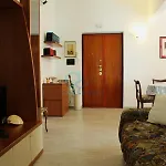 Monteverde Hills Escape - Cozy Relax Home