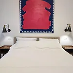 Luxury Gallery Suites