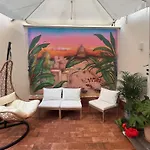 Spazio Apartment Di Stile Roma Metro C Mirti