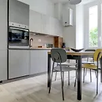 San Giovanni Cozy Apt - Home And More
