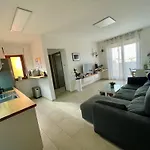 Greenchill House - West Rome