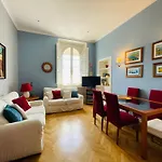 Lilla\'S Apartment