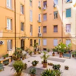 Casa Delle Vittorie 26