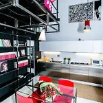 Trastevere Design Loft - My Extra Home