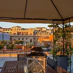 Iflat Luxury Penthouse Near Trevi Fountain