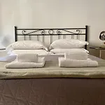 Mm Ma Maison