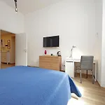 Prestigious Re Di Roma Apartment