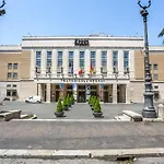 Opera Theater Relais