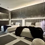 Private Luxury Suites