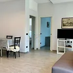 Contemporary Comfort Stylish Modern Apartment