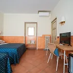 Hotel Ascot