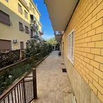 Stanza Confortevole A Roma
