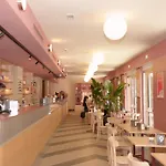 Moderno Hotel Roma