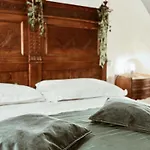 Residenza Tritone Luxury Guest House Trevi Fountain