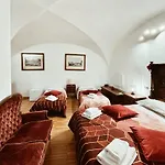 Residenza Tritone Luxury Guest House Trevi Fountain