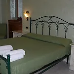 Charming Roma Apartment With 3 Bedrooms