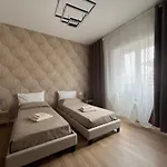 Pollyhouse