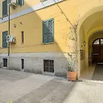 Ht Mama Bilo Vatican Area