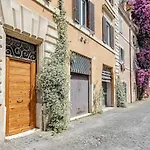 Apartment B4 In The Center Of Rome Wifi And Ac
