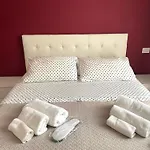 Lucens Domus Appartamento Roma Quartiere Trieste - Vicino Metro B1 -
