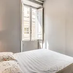 Stylish Flat Near Colosseum