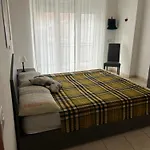 Tiburtina Station Apartment